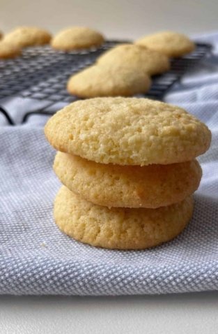 Coconut Biscuits